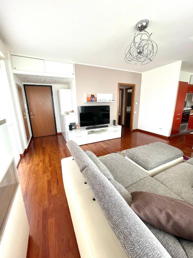 Elegant Apartment In Milan With Panoramic Terrace Экстерьер фото